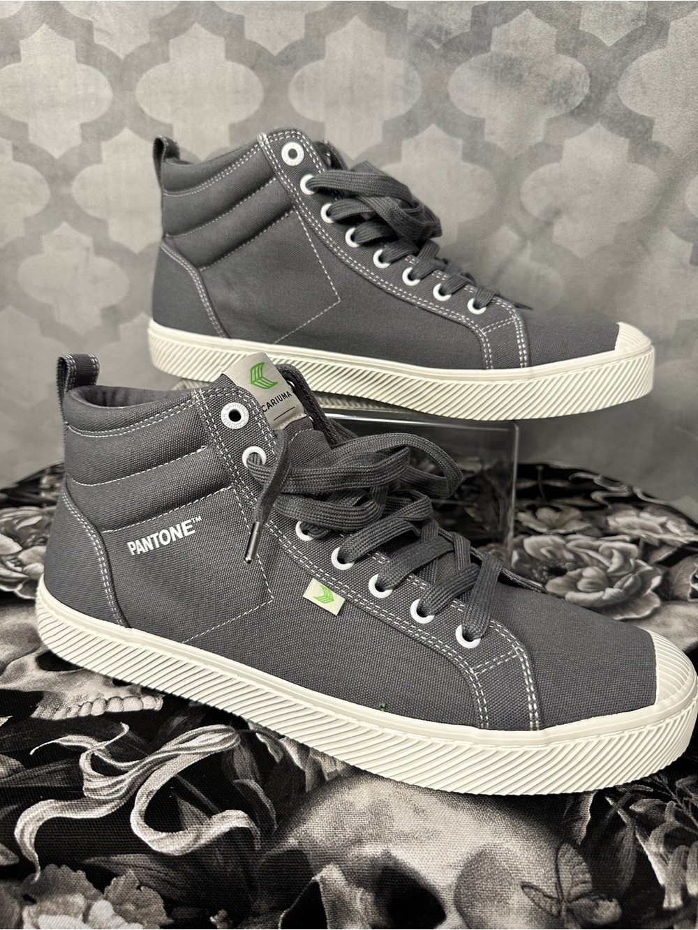Cariuma OCA Pantone High-Top Canvas Sneakers in Charcoal Gray